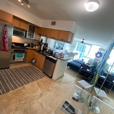 Comfortable Room In The Brickell City Center Area Miami Bagian luar foto