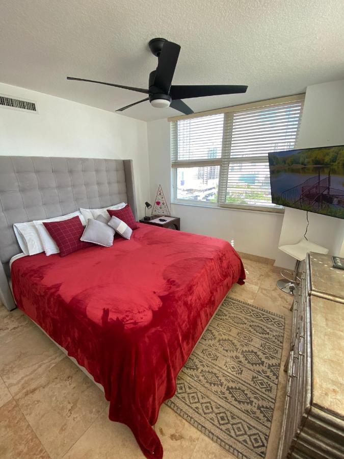 Comfortable Room In The Brickell City Center Area Miami Bagian luar foto